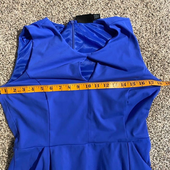 EUC Cynthia Rowley Sleeveless Keyhole Dress - Picture 6 of 10